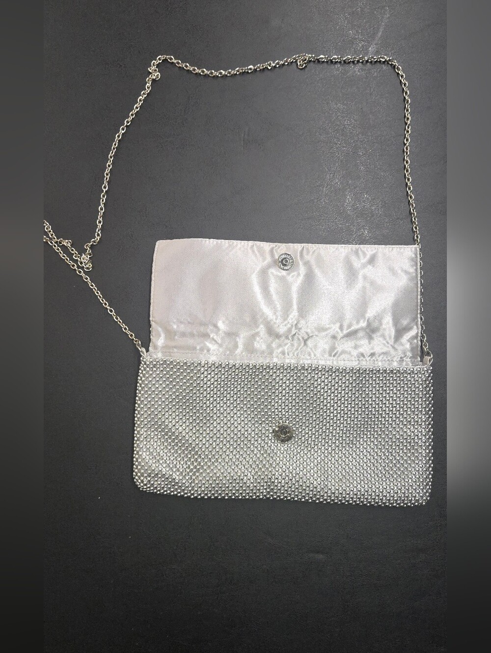Silver Crystal Mesh Chain Shoulder Clutch